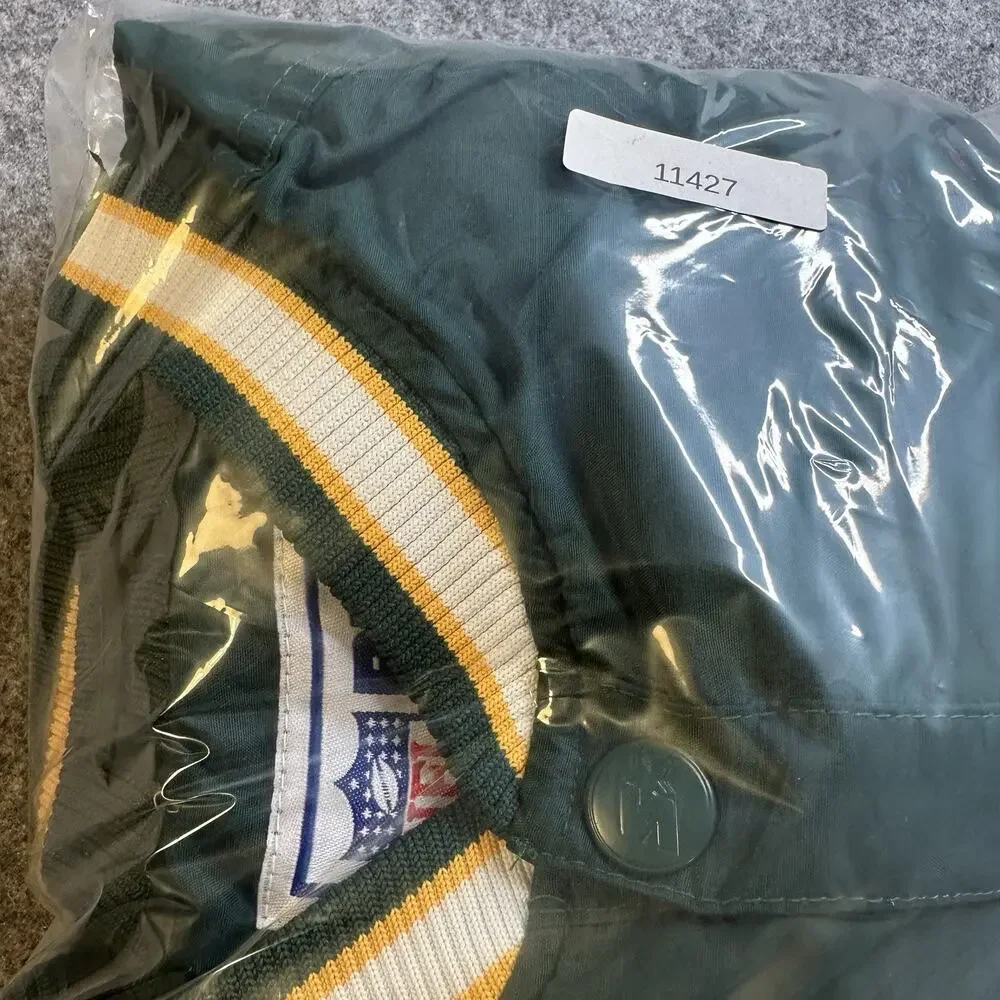 Vintage 90s NFL ProLine Starter Green Bay Packers Windbreaker Pullover Size L